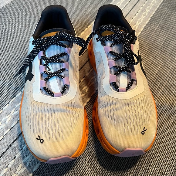 Women's On CloudMonster Great shape only worn to the gym clean & ready to wear! - Picture 6 of 10